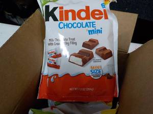lot 207 image: Kinder Chocolate Minis 5 ct - 7.2 b...