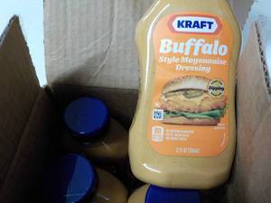 lot 240 image: 8 ct Kraft Buffalo Dressing 12 oz b...
