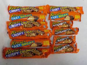 lot 283 image: Reeses Candy...