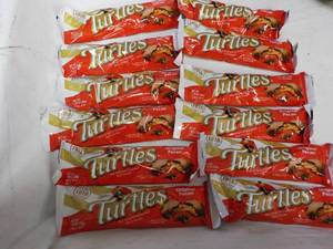 lot 288 image: Turtles Candy...