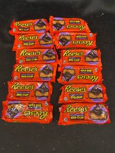lot 97 image: U - Lot of 12 Reeses Chocolate Lava Big Cups - King Size