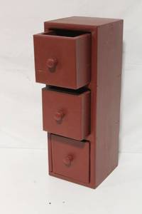 lot 13 image: Vintage Stackable Wooden Drawer Unit with Three Drawers