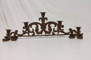 lot 40 image: Vintage Decorative Iron Candle Holder with 5 Holders