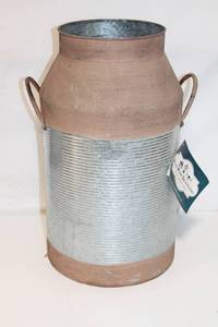 lot 44 image: Vintage Deer Park Ironworks Decorative Galvanized Milk Can