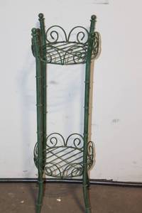 lot 88 image: Vintage Green Metal Plant Stand with Decorative Scrollwork