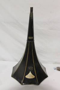 lot A-135 image: Antique Horn-Style Gramophone Speaker with Patents