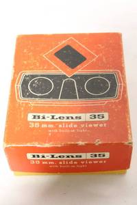 lot 149 image: Vintage Bi-Lens 35mm Slide Viewer with Built-in Light