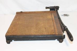 lot 150 image: Antique Paper Cutter with Wooden Base and Metal Arm