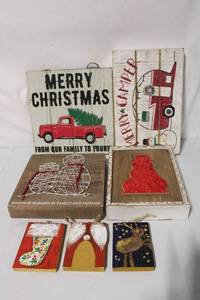 lot 172 image: Lot of Wooden Christmas Holiday Decor Signs