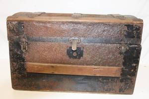 lot 223 image: Vintage Decorative Trunk with Intricate Metal Detailing