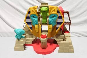 lot 239 image: Vintage Playset - Egyptian Themed Action Adventure Set with Snake Mechanism