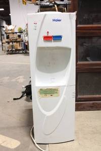 lot 256 image: Haier Water Cooler with Hot and Cold Water Dispenser