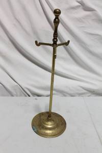 lot 304 image: Vintage Brass Hat and Coat Stand with Circular Base