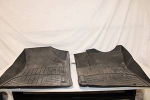 lot 363 image: Pair of WeatherTech Floor Mats for Vehicle
