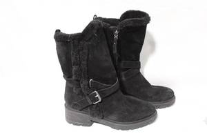 lot 407 image: Black Suede and Fur Womens Boots, Size 7M