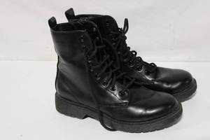 lot 408 image: Black Synthetic Lace-Up Combat Boots Size 6.5 USA, 37 EUR