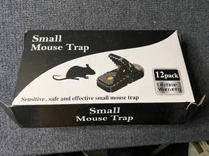 12 Pack of Small Mouse Traps