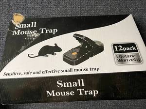 12 Pack of Small Mouse Traps