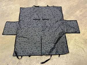 Heart to Tail Crate Cover