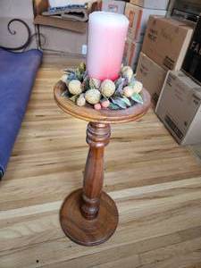 lot 41 image: Vintage Walnut Stand