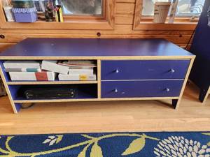 lot 76 image: Office Set C- Console