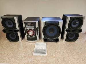 lot 100 image: Sony Mini Hi-Fi Stereo