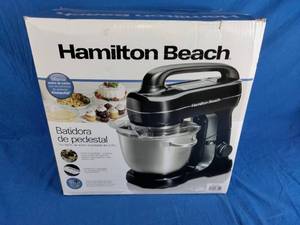 lot 185 image: Hamilton Beach 7-Speed Stand Mixer Black