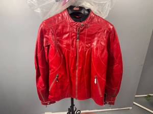 lot 21 image: Hein Gericke Womens La Jolla Leather Jacket in Red, Size 10