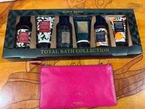 lot 74 image: Olivia Grace Total Bath Collection Set with Coach Cosmetic Case