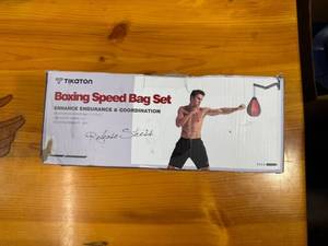 lot 81 image: TIKATON Boxing Speed Bag Set - Enhance Endurance & Coordination