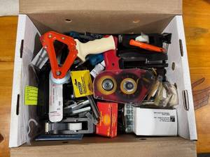 lot 88 image: Mixed Lot of Office Supplies and Tools