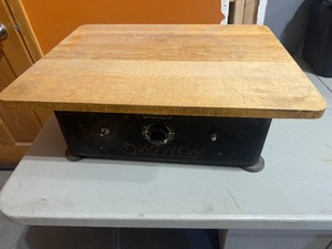 lot 4 image: Syntron Paper Jogger. Model PJ-15