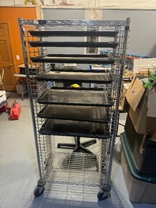 lot 8 image: Nexel Rolling Tray Cart
