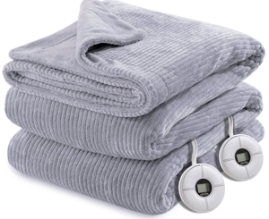 lot 390 image: Berkshire King Heated Blanket 2 Remotes