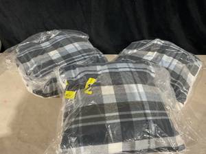 lot 392 image: LOT OF 3 Members Mark Plaid Faux Fur Decorative Pillow