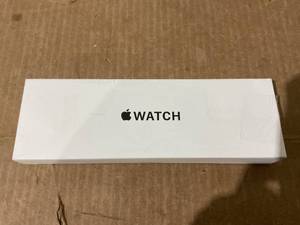 lot 25 image: Apple Watch SE (2nd Gen) GPS 44mm Smartwatch with Midnight Aluminium Case MXEJ3LLA