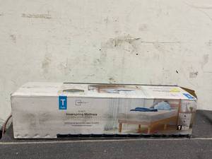 lot 92 image: Mainstays 6 Innerspring Mattress, Twin