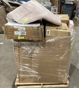 lot 903 image: Wholesale Pallet of Assorted Miscellaneous Items