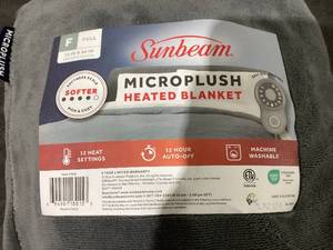 lot 689 image: Sunbeam Full Blanket Grey Microplush, 12 Heat Settings, 12-Hour Auto Shut-Off, Electric Heated Blanket with Controller, 84 x 72