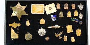 lot 30 image: Vintage Lot Pins Badges Medallions 1950s