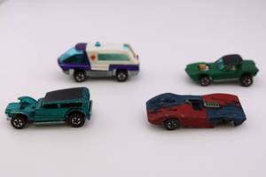 lot 43 image: Hot Wheels Redline Cars Lot of 4