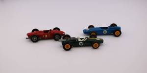 lot 41 image: Matchbox F1 Series Cars Lot of 3