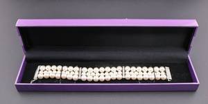 lot 128 image: Suzanne Somers Collection Sterling Silver & Pearl Bracelet