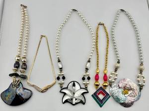 lot 66 image: Costume Jewelry Necklaces Lot of 5 Vintage & Modern