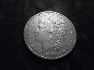lot 39 image: 1901 S Morgan Silver Dollar