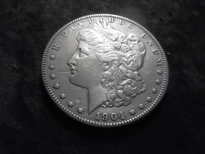 lot 48 image: 1904 S Morgan Silver Dollar