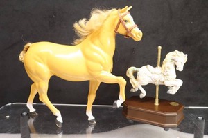 lot 56 image: Vintage Horse CollectiblesCarousal Collections New NIB Porcelain Turning Musical Its A Small World Pony, 1980 Barbies Dallas Palamino