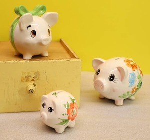 lot 2 image: Vintage Porcelain Pig Piggy BanksHand-Painted