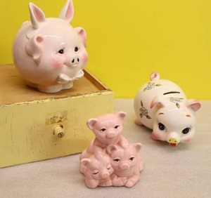 lot 3 image: Vintage Porcelain Pig Piggy BanksHand-Painted Japan 11825 Taiwan Brinn Etc