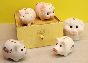lot 20 image: Vintage Pig Piggy Coin BanksHand-Painted Porcelain Babys First Bank Russ Philippines Taiwan Cobalt Blue Reno Etc